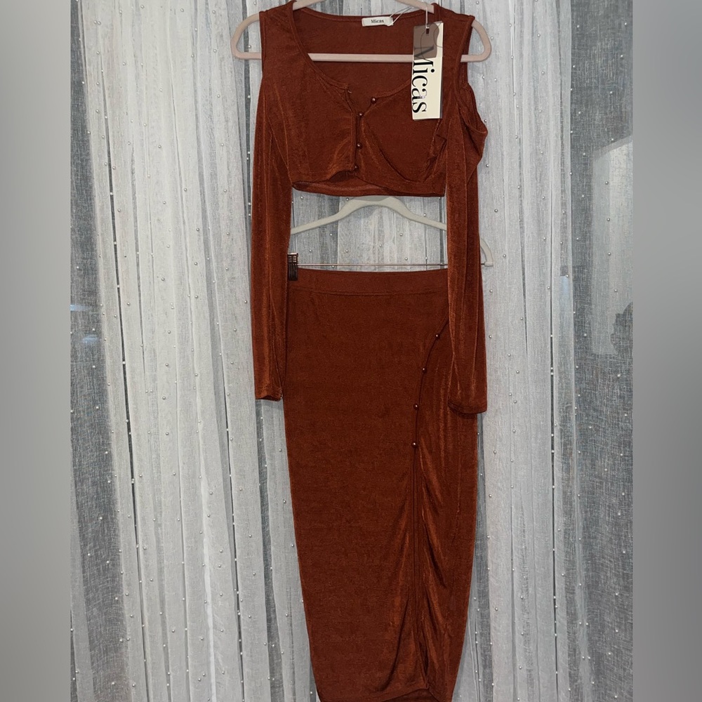 Micas 2 piece Cinnamon dress - Picture 8 of 10
